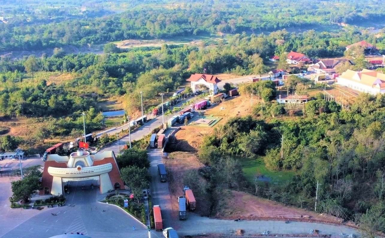 Khu vực cửa khẩu Lao Bảo - Densavan